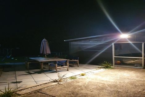 Photo of property in 190 Golf Road, Titirangi, Auckland, 0604