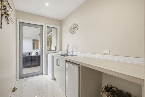 Photo of property in 71 Palm Springs Boulevard, Papamoa Beach, Papamoa, 3118