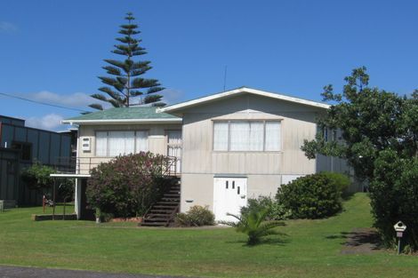 Photo of property in 60 Dillon Street, Waihi Beach, 3611