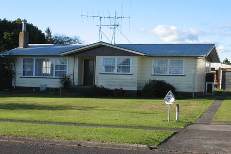 Photo of property in 27 Aotea Crescent, Tokoroa, 3420