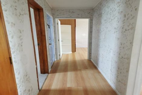 Photo of property in 6 Karamu Street, Te Atatu Peninsula, Auckland, 0610