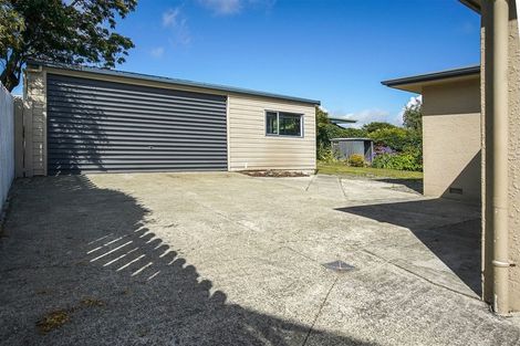 Photo of property in 10 Fergusson Street, Stoke, Nelson, 7011