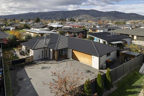 Photo of property in 14 Magnetic Place, Cromwell, 9310