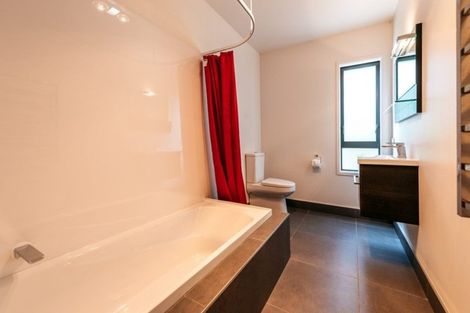 Photo of property in 62 Onetangi Road, Waiheke Island, 1971