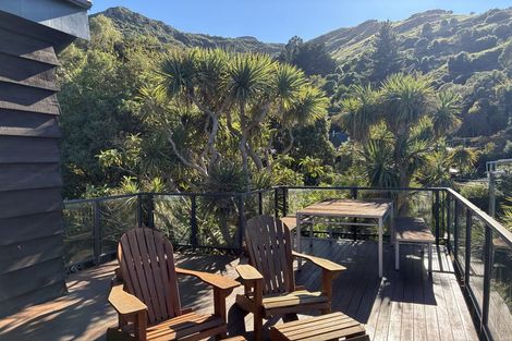 Photo of property in 57 Hawkhurst Road, Lyttelton, 8082