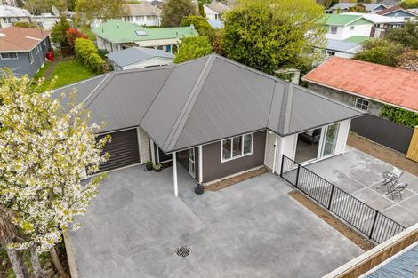 Photo of property in 11a Hall Grove, Ebdentown, Upper Hutt, 5018