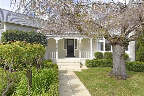 Photo of property in 18 Somerfield Street, Somerfield, Christchurch, 8024