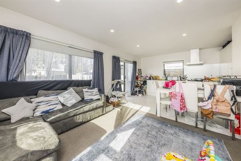 Photo of property in 16 Finlayson Avenue, Clendon Park, Auckland, 2103