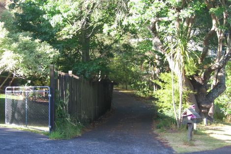 Photo of property in 6 Trelawny Place, Hillcrest, Auckland, 0627