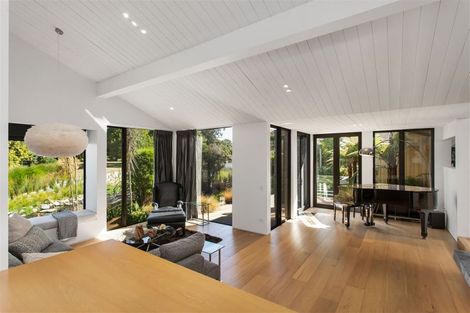 Photo of property in 27 Fendalton Road, Fendalton, Christchurch, 8014