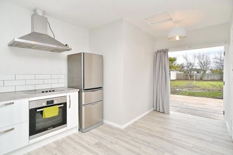 Photo of property in 28 Douglas Road, Amberley, 7410