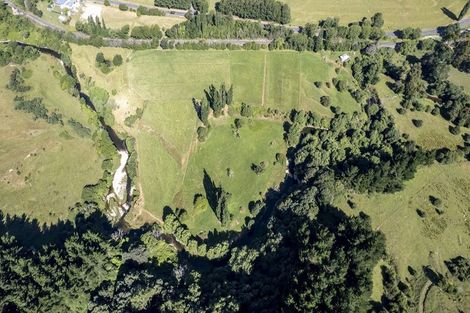 Photo of property in 1182 Opaki Kaiparoro Road, Mauriceville, Masterton, 5882