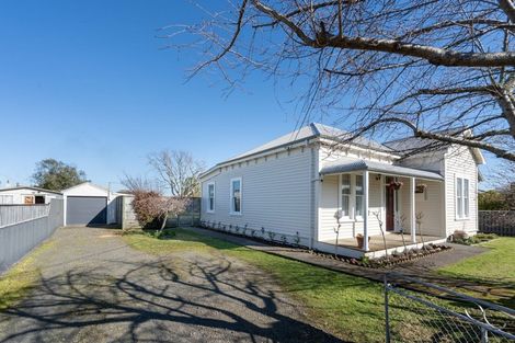 Photo of property in 5 Hunia Street, Marton, 4710