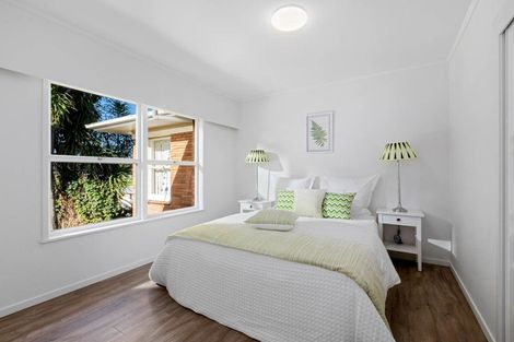 Photo of property in 2/28 Gordon Avenue, Milford, Auckland, 0620