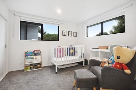 Photo of property in 6/2 Jadewynn Drive, Massey, Auckland, 0614