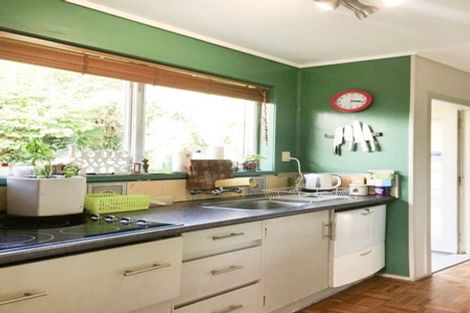 Photo of property in 37 Seon Place, Birkdale, Auckland, 0626