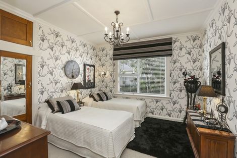 Photo of property in 15a Glen Almond Street, New Plymouth, 4310