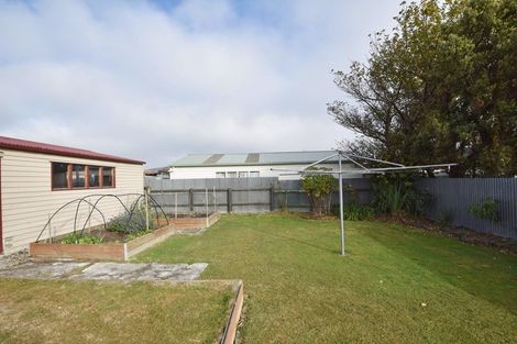 Photo of property in 15 Burns Street, Kew, Invercargill, 9812