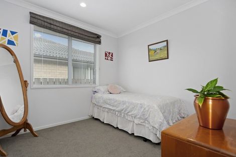 Photo of property in 6 Fairfax Crescent, Pyes Pa, Tauranga, 3112