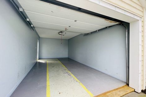 Photo of property in 7 Warbler Crescent, Papakura, 2110