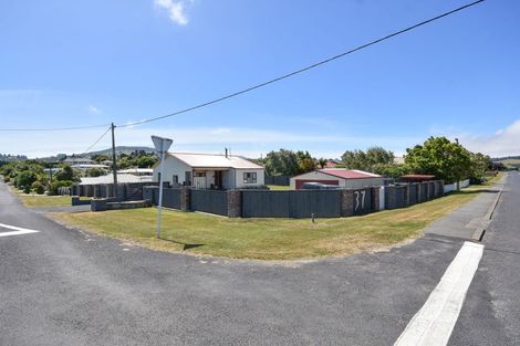 Photo of property in 37 Collins Street, Waikouaiti, 9510