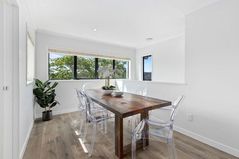 Photo of property in 33 Mural Place, Greenhithe, Auckland, 0632