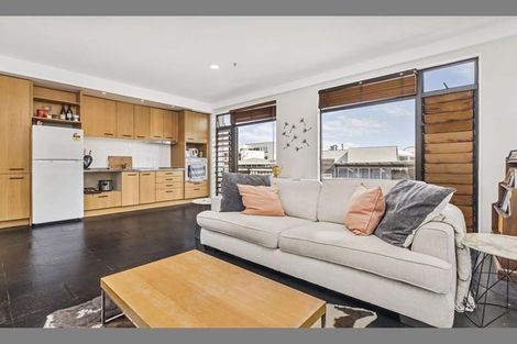 Photo of property in 2c/5 Charlotte Street, Eden Terrace, Auckland, 1021