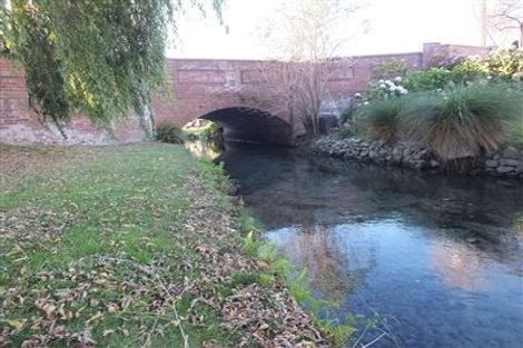 Photo of property in 98 Kahu Road, Fendalton, Christchurch, 8041