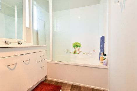 Photo of property in 1/10 Trounson Avenue, Clendon Park, Auckland, 2103