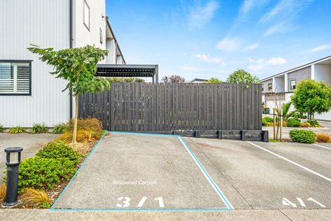 Photo of property in 3/1 Genevieve Lane, Hobsonville, Auckland, 0616