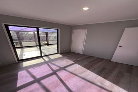 Photo of property in 7 Moncrieff Avenue, Clendon Park, Auckland, 2103