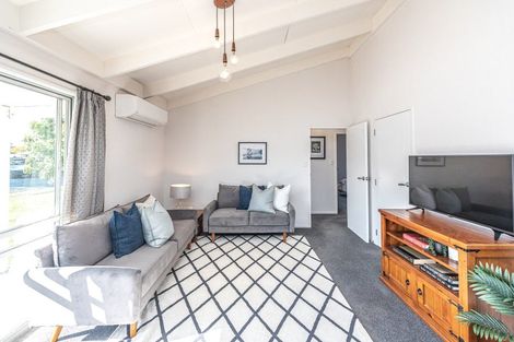 Photo of property in 33/1 Matarawa Street, Wanganui East, Wanganui, 4500