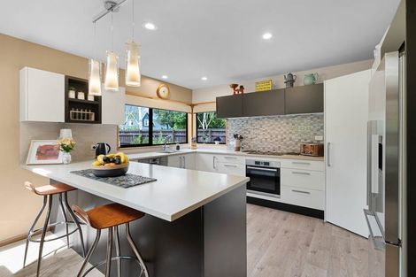 Photo of property in 33 Lancewood Drive, Halswell, Christchurch, 8025