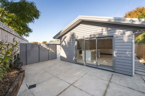 Photo of property in 5a Woodstock Place, Hokowhitu, Palmerston North, 4410