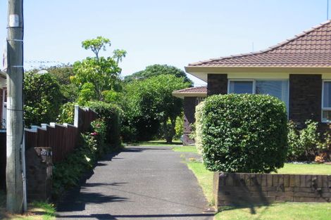 Photo of property in 3/20 Shakespeare Road, Milford, Auckland, 0620