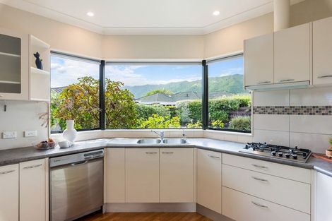 Photo of property in 84 Kapanui Road, Waikanae, 5036
