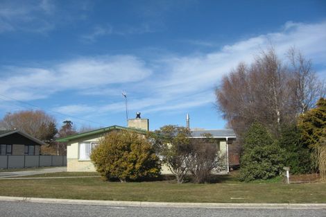 Photo of property in 4 Welles Street, Ranfurly, 9332