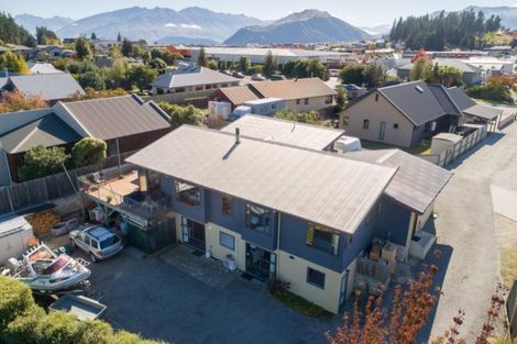 Photo of property in 30 Plantation Road, Wanaka, 9305