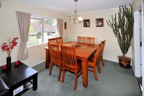 Photo of property in 20 Santiago Crescent, Unsworth Heights, Auckland, 0632