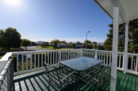 Photo of property in 26 Pohutukawa Drive, Owhata, Rotorua, 3010