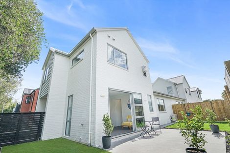 Photo of property in 2/15 Glen Lynne Avenue, Queenwood, Hamilton, 3210