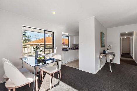 Photo of property in 32 Legacy Drive, Henderson, Auckland, 0612