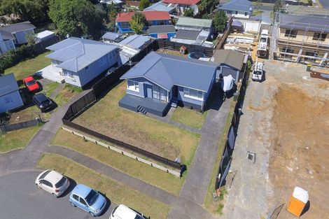 Photo of property in 15 Bettina Place, Manurewa, Auckland, 2102