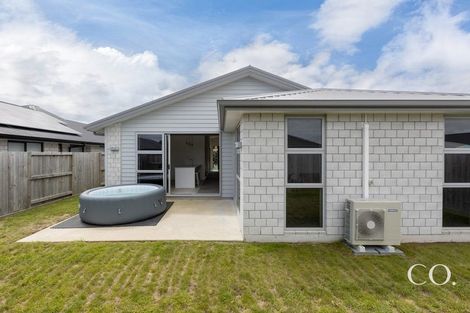 Photo of property in 15 Furlong Road, Papamoa, 3118