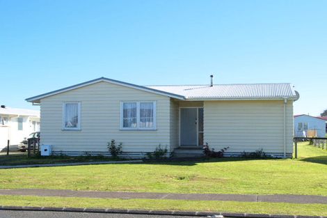 Photo of property in 32 Winthrop Way, Mangere East, Auckland, 2024