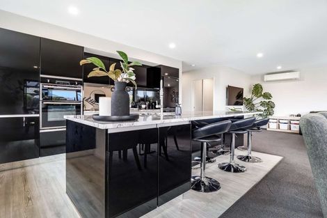 Photo of property in 11 Exeter Lane, Rolleston, 7614