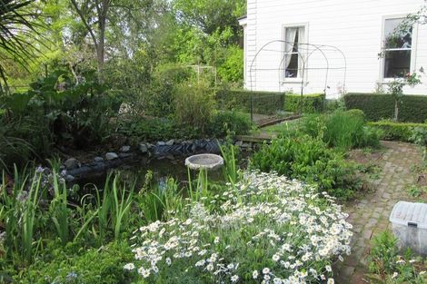 Photo of property in Belvoir House, 169 Mcnamaras Road, Waimate, 7979