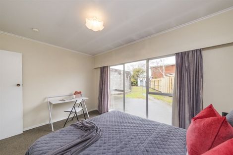 Photo of property in 2 Newhaven Place, Roslyn, Palmerston North, 4414