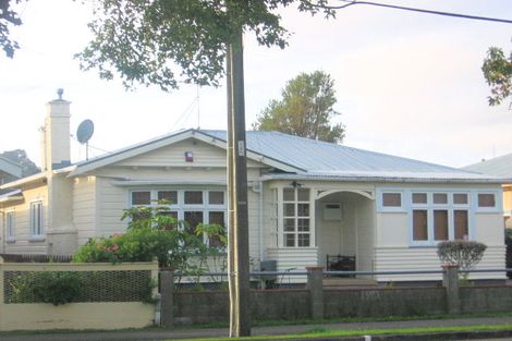 Photo of property in 37 Te Mome Road, Alicetown, Lower Hutt, 5010