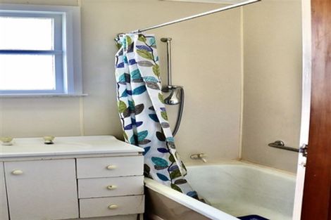 Photo of property in 15 Takahe Street, Taihape, 4720